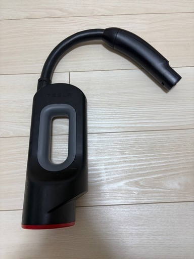 Tesla chedemo日本純正アダプター チャデモ 中古美品です。