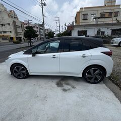 【沖縄最安値】日産 ノートオーラ1.2 G レザーエディション　ハイブリッド  TV360°カメラ黒革シートの画像