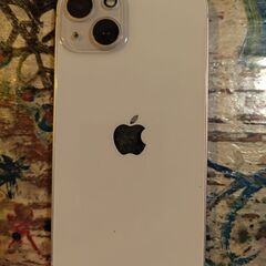 今なら手渡し３００００円　iPhone１３無印　256GB シムフリーの画像