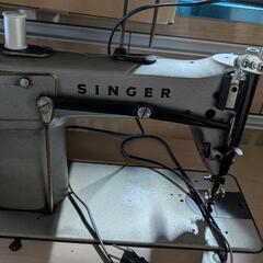 【レトロ】SINGER　足踏みミシンの画像