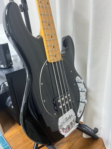 Sterling by Musicman STINGRAY エレキベース