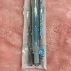 シャーペン、消しゴムセットの画像