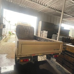 Nissan NT450 ATLASの画像