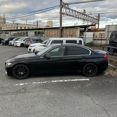 希少6速MT BMW 320i 2.0L ターボ　ラグジュアリーの画像