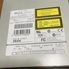 8倍速書込みのATAPI CD-R/RWドライブの画像