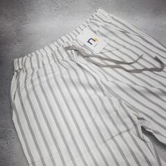 新品 LLサイズ 薄手 リラックスパンツ 白地にストライプ 綿100％の画像