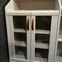 7/23までに引取り可能な方　ドア付き棚、カラーボックス、クリア...