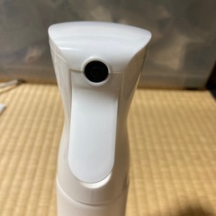 スプレーボトル アルコール対応 霧吹き 園芸 植物用 清掃用 美髪師用 家用 ペット用 空ボトル エアリーミスト 300ml (ホワイト300ｍｌ)の画像