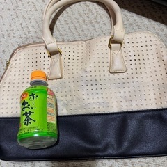 シックなバッグまとめ売りの画像