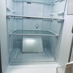 美品★2022年に約35000円で新品購入ですがほぼ未使用美品の冷蔵庫の画像