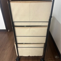 3段ケースの画像