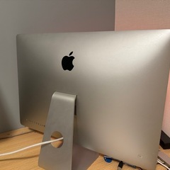 【iMac 27インチ 2017年モデル】(ヒビあり)の画像