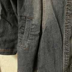 デニムジャケットの画像