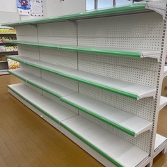 ラスト 3連結 什器 商品棚 コンビニ棚 スーパー棚の画像