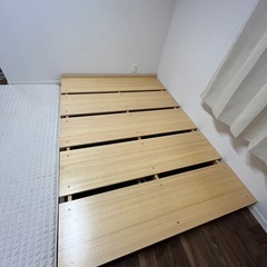 ダブルベッド ベッドフレーム すのこの画像