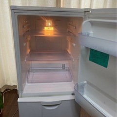 ¥0冷蔵庫(破損あり)の画像