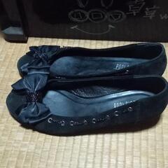 ペタンコ　パンプス 黒　POOL SIDEの画像