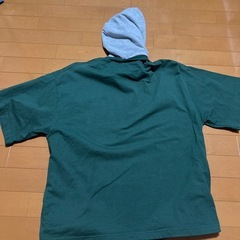 パーカーの画像