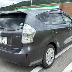 トヨタ　プリウスα　車検令和8年2月までの画像
