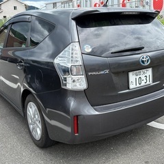 トヨタ　プリウスα　車検令和8年2月までの画像