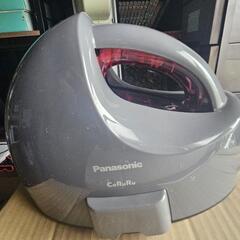 美品✨パナソニックのコードレススチームアイロン「カルル」NI-WL403の画像
