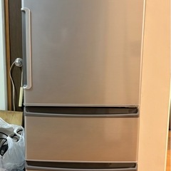 【引取限定】AQUA冷凍冷蔵庫 272L の画像