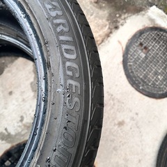 235/50R18 BRIDGESTONE タイヤ 2本セット 2021年製 溝6〜7mm 直接引取OKの画像