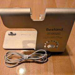 【美品】iPhone, Apple watch, Airpods 3 in 1スタンドの画像
