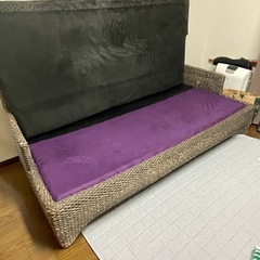 ソファーベッドの画像