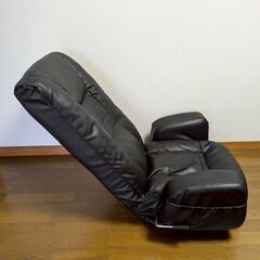 美品☆リクライニング座椅子☆回転式☆ひじ掛け＋リモコンポケット付き【おまとめ２万円以上で送料無料】熊本限定の画像
