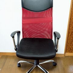 PCデスク＆チェア☆中古家具☆セット販売 事務所 オフィス 勉強机 テーブル【おまとめ２万円購入で送料無料】熊本限定の画像