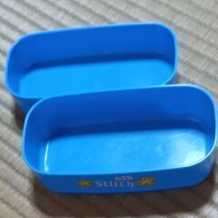 決まりました。リロアンドスティッチ　2段弁当箱　１度使用しました。の画像