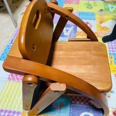 子ども用 テーブル付きチェアの画像