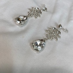 ネックレス　ピアス　セットの画像
