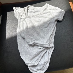 UNIQLO ベビー肌着 グレー 70cm