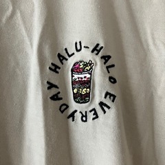 HALU-HALO EVERYDAY Tシャツ ベージュkamisa フィリピン
の画像
