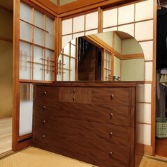 鏡付きドレッサーの画像