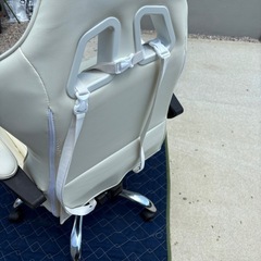 ゲーミングチェアの画像
