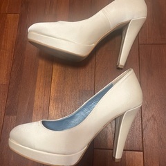ベニル　37 24cm  24.5cm ウェディングシューズ　BENIR パンプス　12cmヒールの画像
