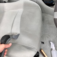 車内の臭い・シミでお困りの方😭　シートクリーニングはいかがでしょ...