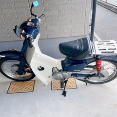 ホンダスーパーカブ90の画像