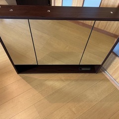 bathroom mirror 70x87x12cmの画像