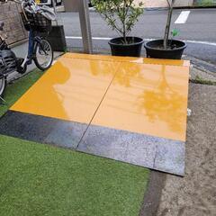 スケボー　bmx　ミニバンク　ミニジャンプ台　ミニランプキャスター付き高さ25cm木部保護材施行済みの画像