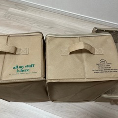 【取引中】スリーコインズ　透明フタつき　収納ケース　3つセット　3coins 　衣装ケース　不織布 の画像