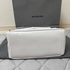 【新品未使用】バレンシアガ ショルダーバッグ MONACO M カーフ BBロゴの画像