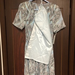 涼しく、軽いワンピースの画像