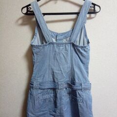 GUESS ワンピースの画像