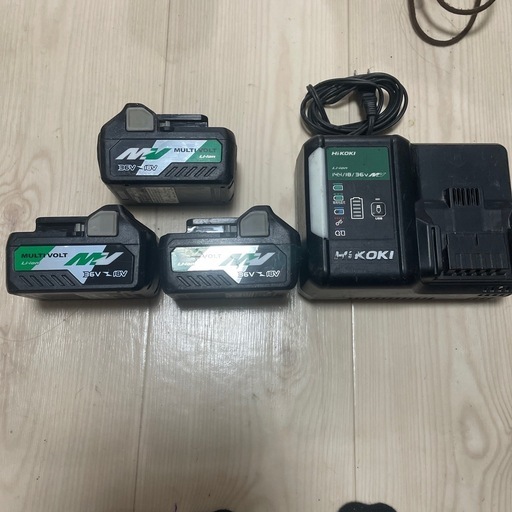 美品　
ハイコーキ36vバッテリー
