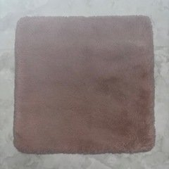 Francfranc クッションカバー ピンク ファーの画像