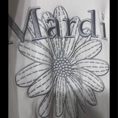 MARDI トレーナーの画像